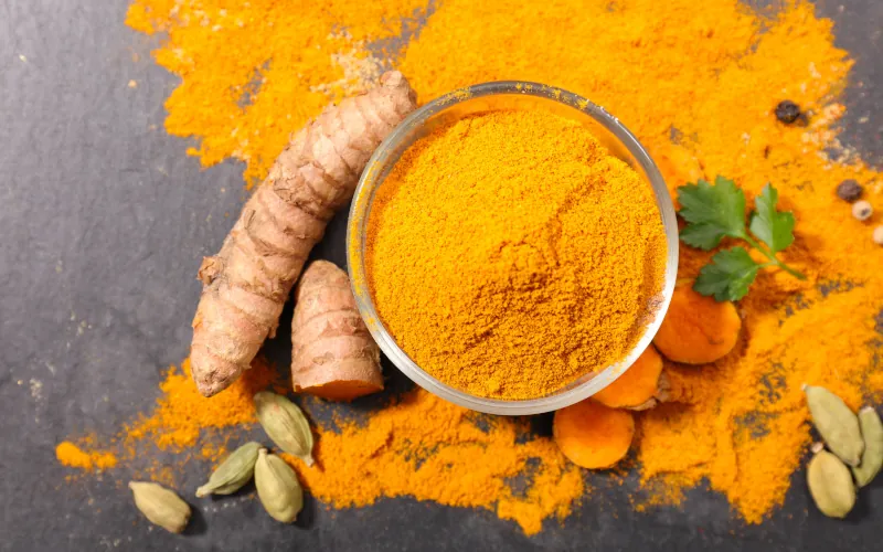 Curcuma : petites épices aux grands bienfaits