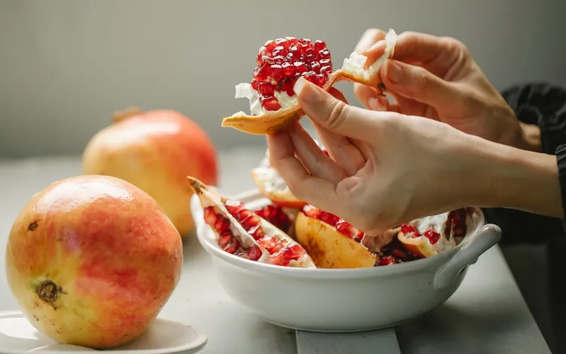 La grenade, un fruit qui donne la pêche