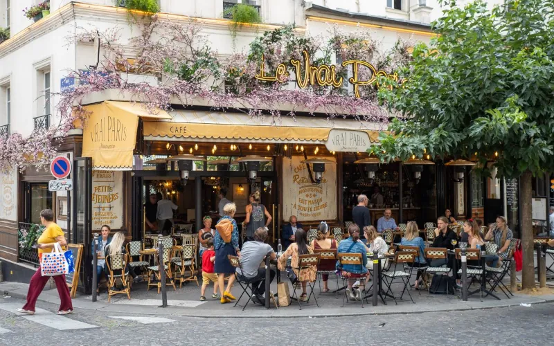 café