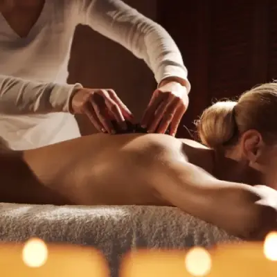 Le salon de papouilles, nouveau refuge bien-être pour les femmes qui veulent lâcher prise