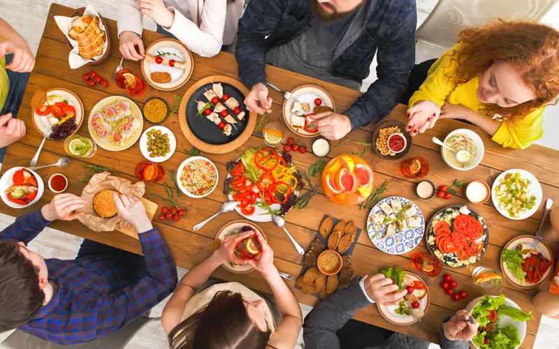 Voici l'ordre idéal pour déguster ses aliments au cours d'un repas